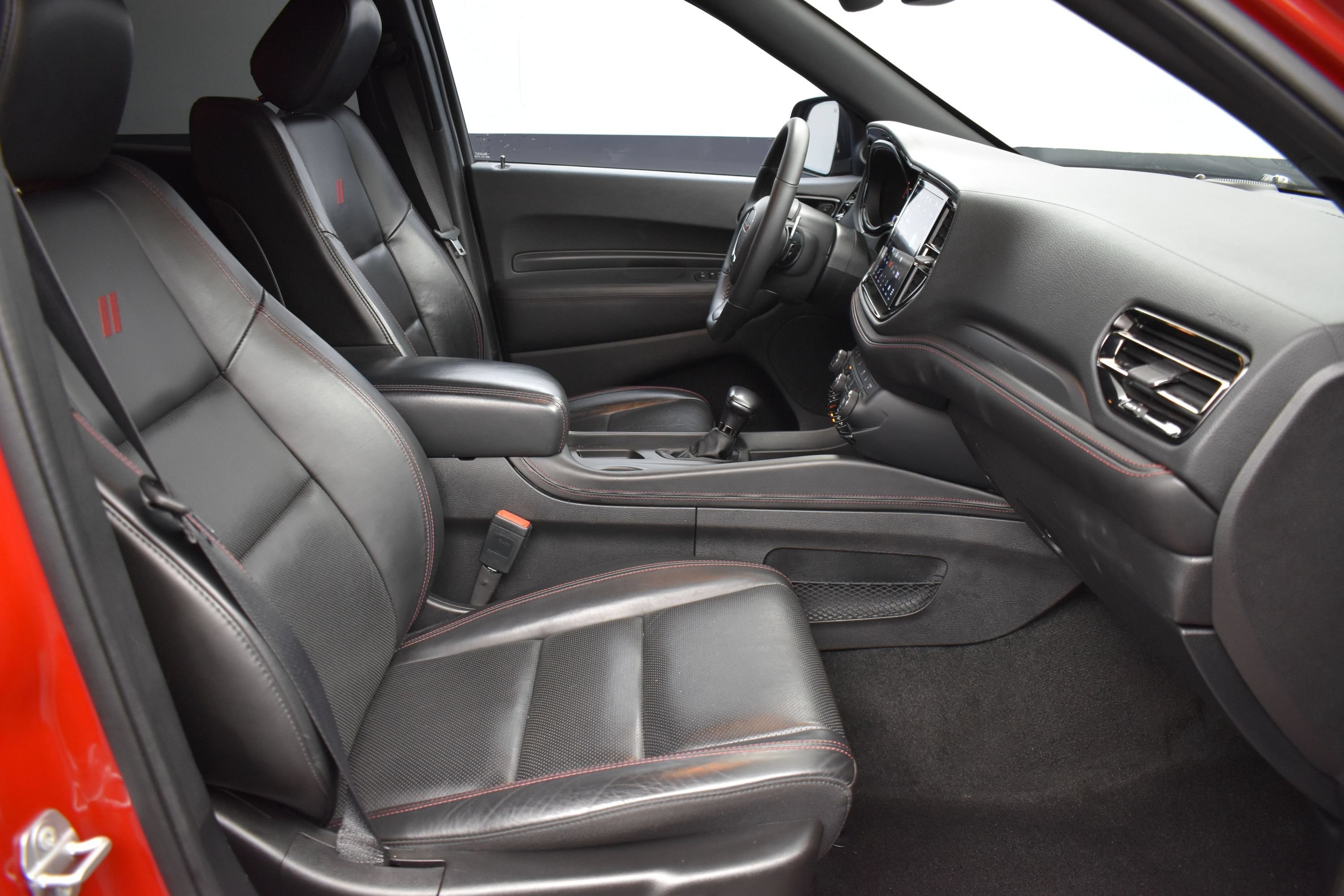 Used 2022 Redline 2 Coat Pearl Dodge R/T image 19