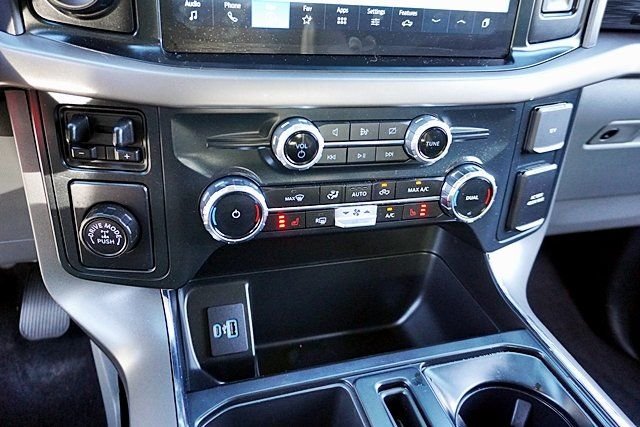 Used 2024 Gray Ford XLT image 38