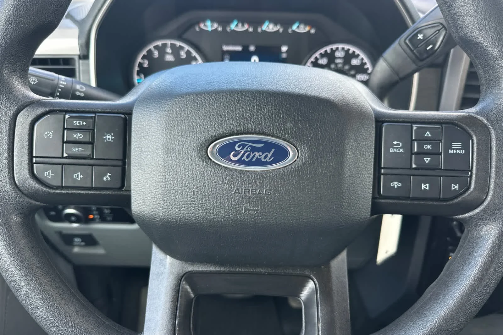 Used 2023 Iconic Silver Metallic Ford XLT image 21
