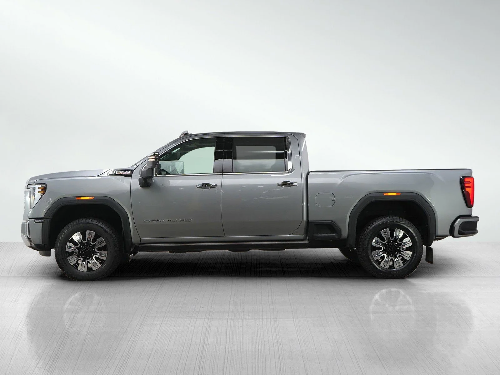 Used 2025 GMC Sierra 2500HD Denali with VIN 1GT1UREY3SF249467 for sale in Bloomington, Minnesota