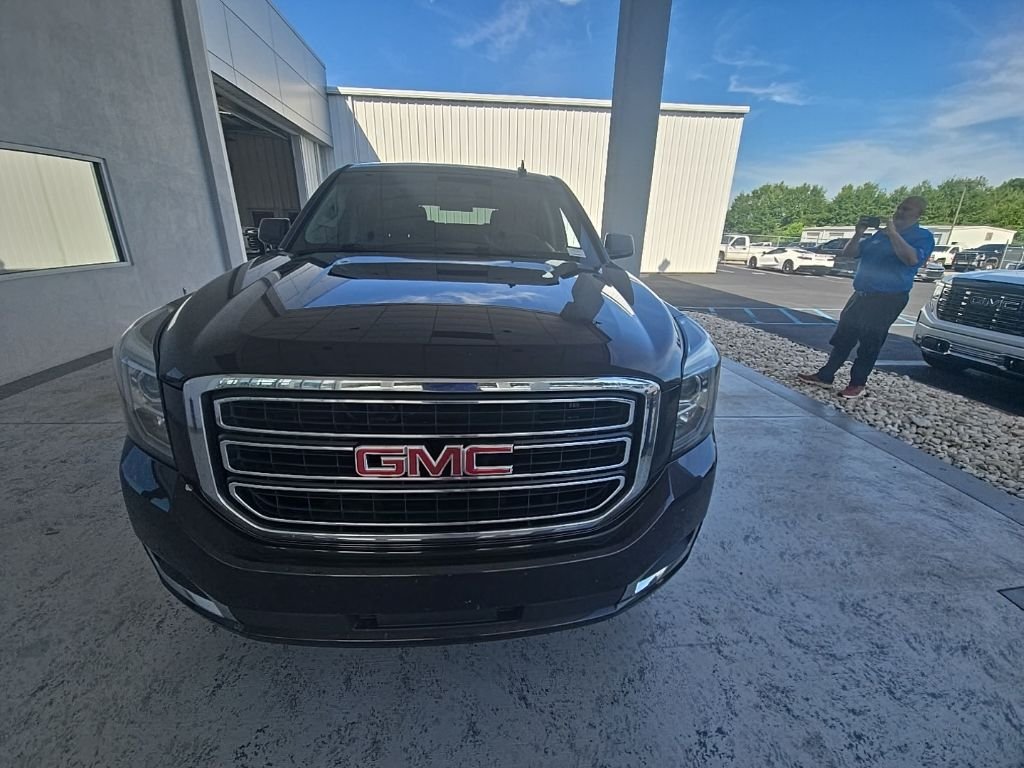 Used 2017 Silver GMC SLT image 8