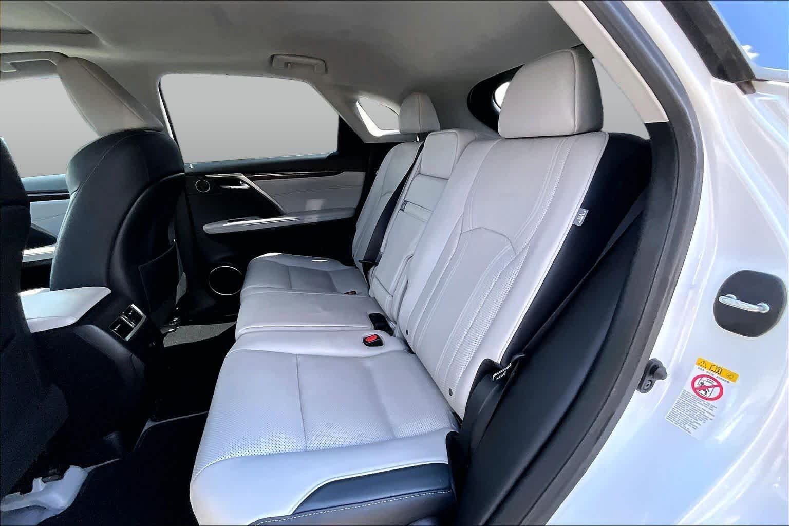 Used 2019 Eminent White Pearl Lexus  image 21
