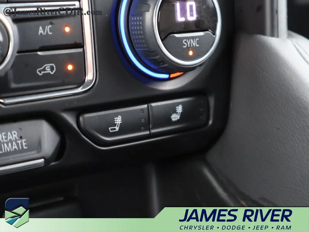 Used 2024 Blue Chevrolet LT image 39