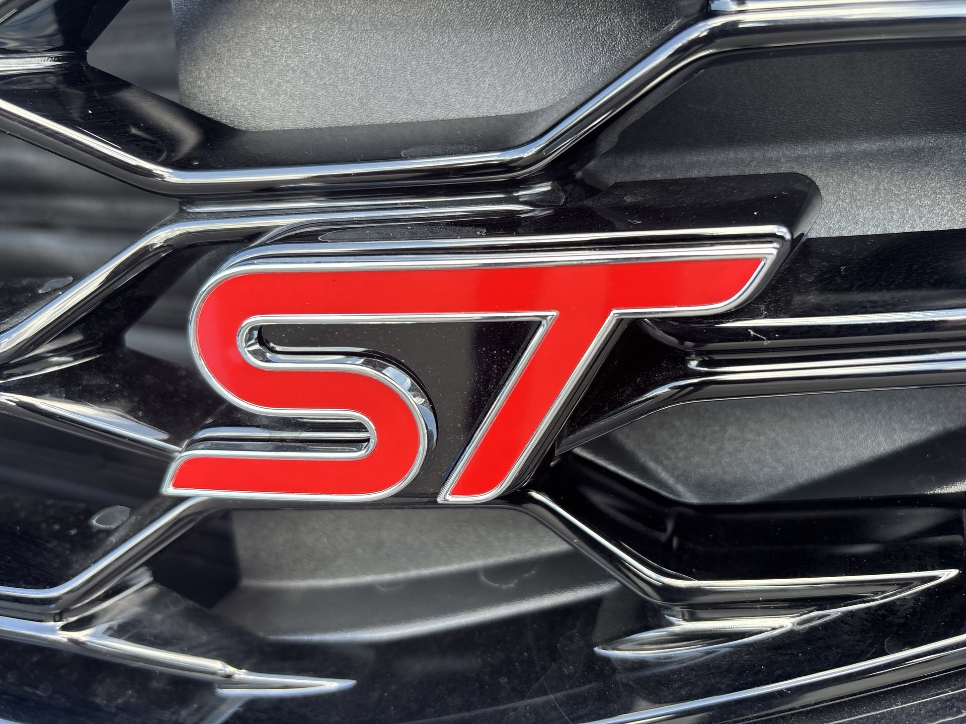 New 2026 Agate Black Metallic Ford ST image 27