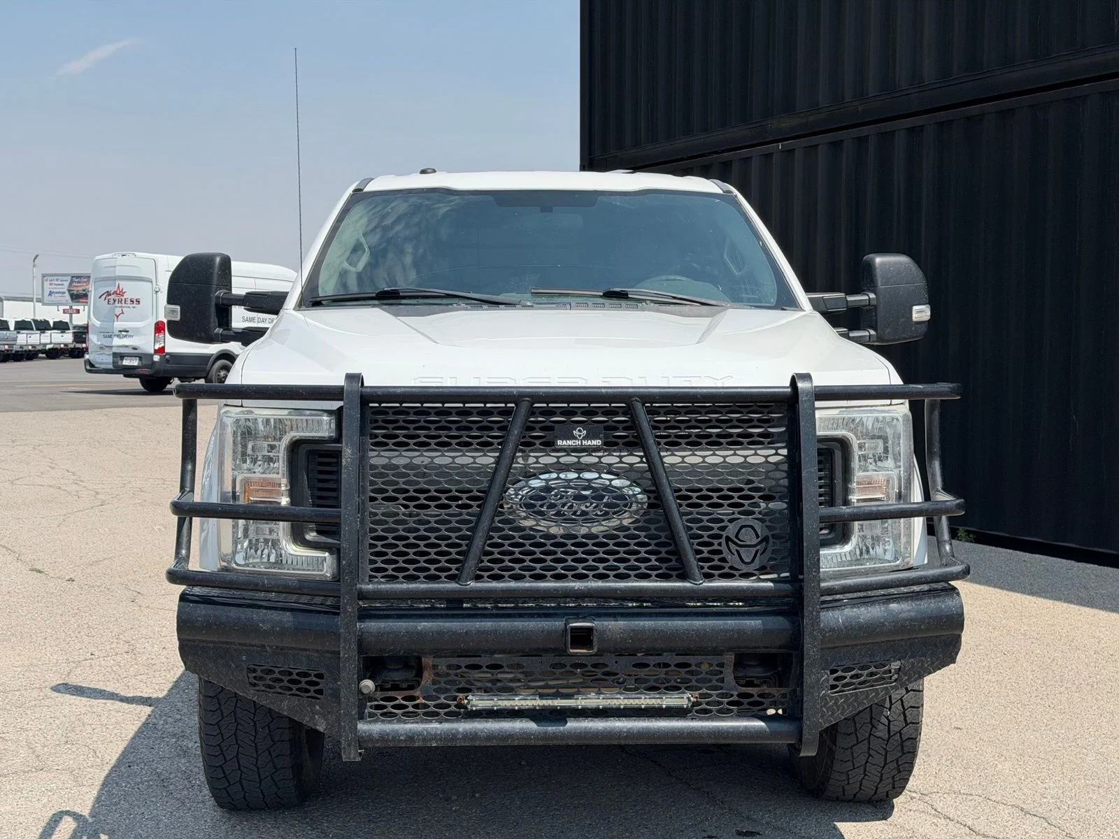 Used 2019 White Ford XL image 2