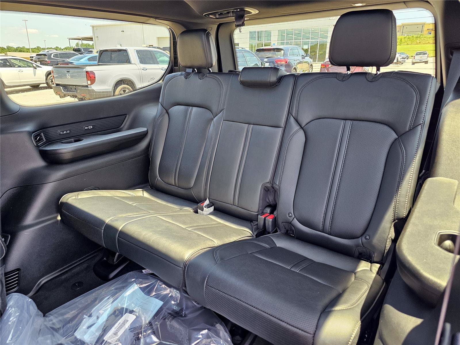 New 2026 Baltic Gray Metallic Clearcoat Jeep Limited Reserve image 33