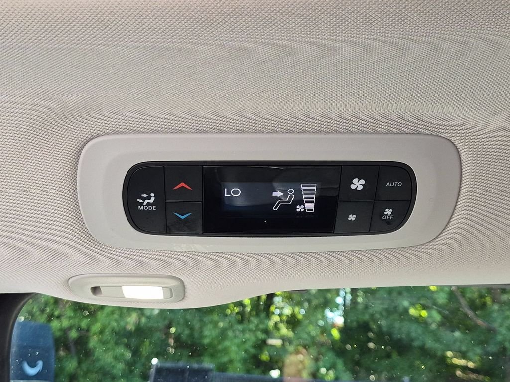 Used 2023 White Chrysler Touring L image 26
