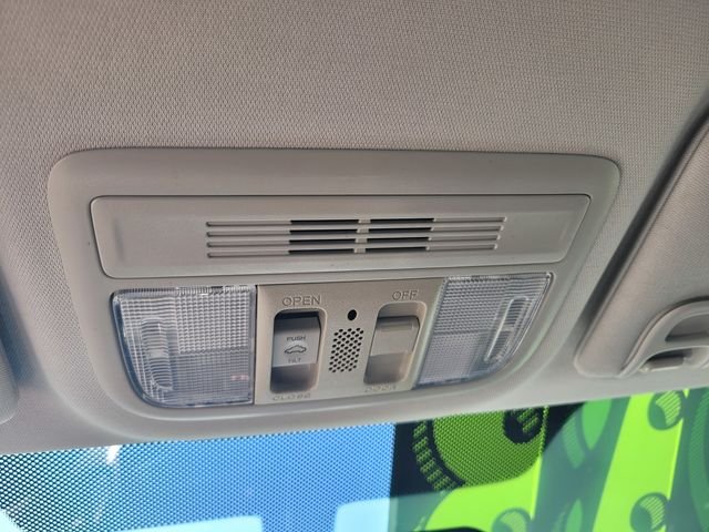 Used 2016  Honda EX image 23