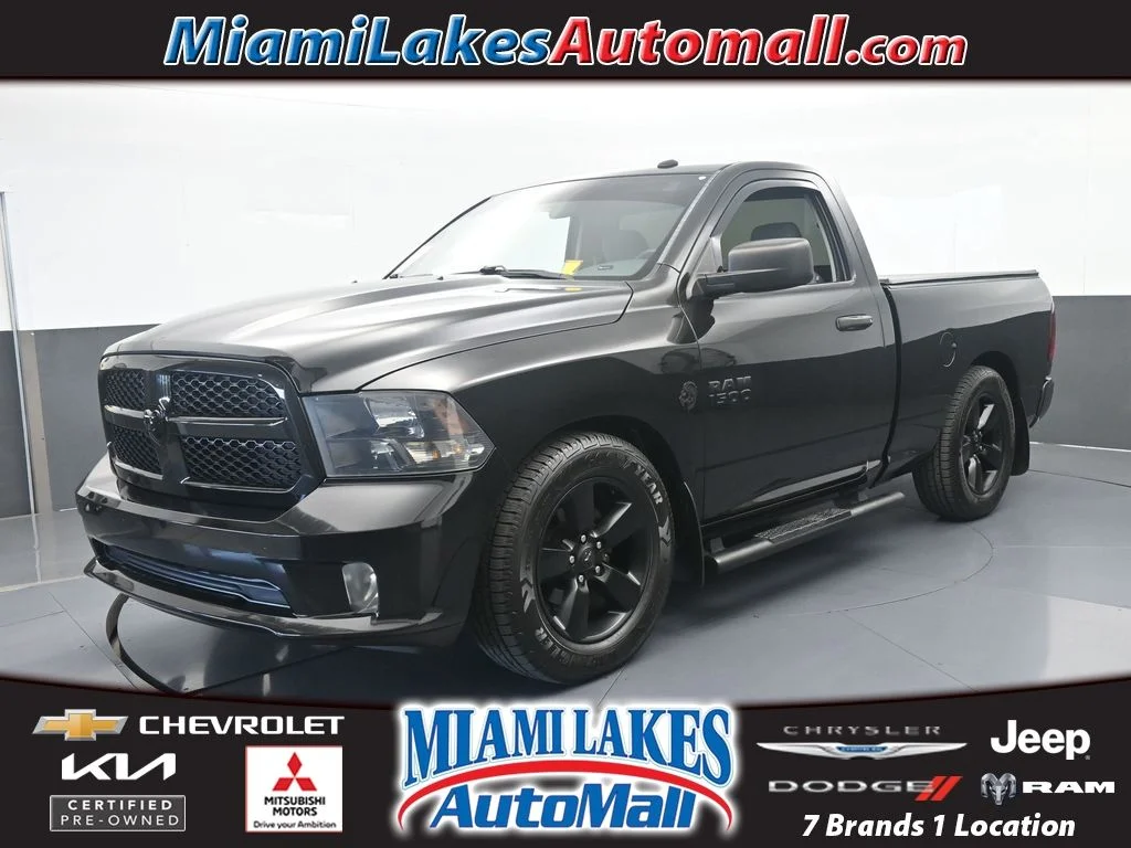 Used 2018 Brilliant Black Crystal Pearlcoat Ram Express image 1