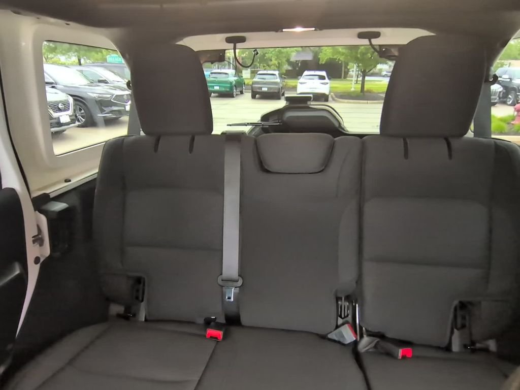 Used 2020 White Jeep Unlimited Sport S image 12