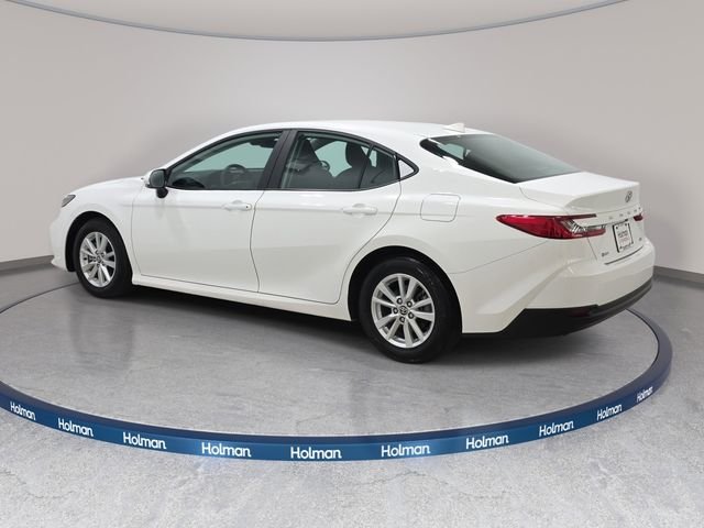 2025 Toyota Camry LE - Photo 7