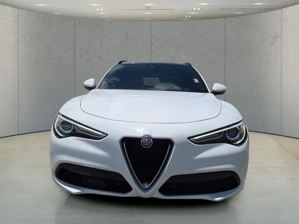 Certified Used 2022 Alfa White Alfa Romeo Ti image 12