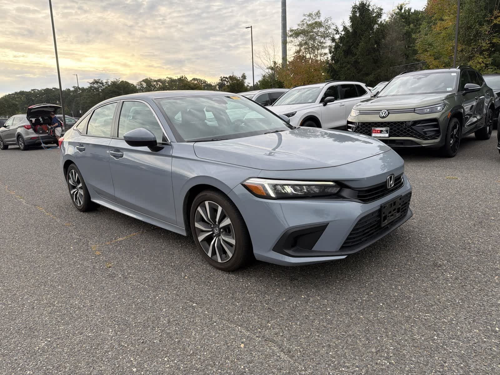 Used 2024 Sonic Gray Pearl Honda EX image 7