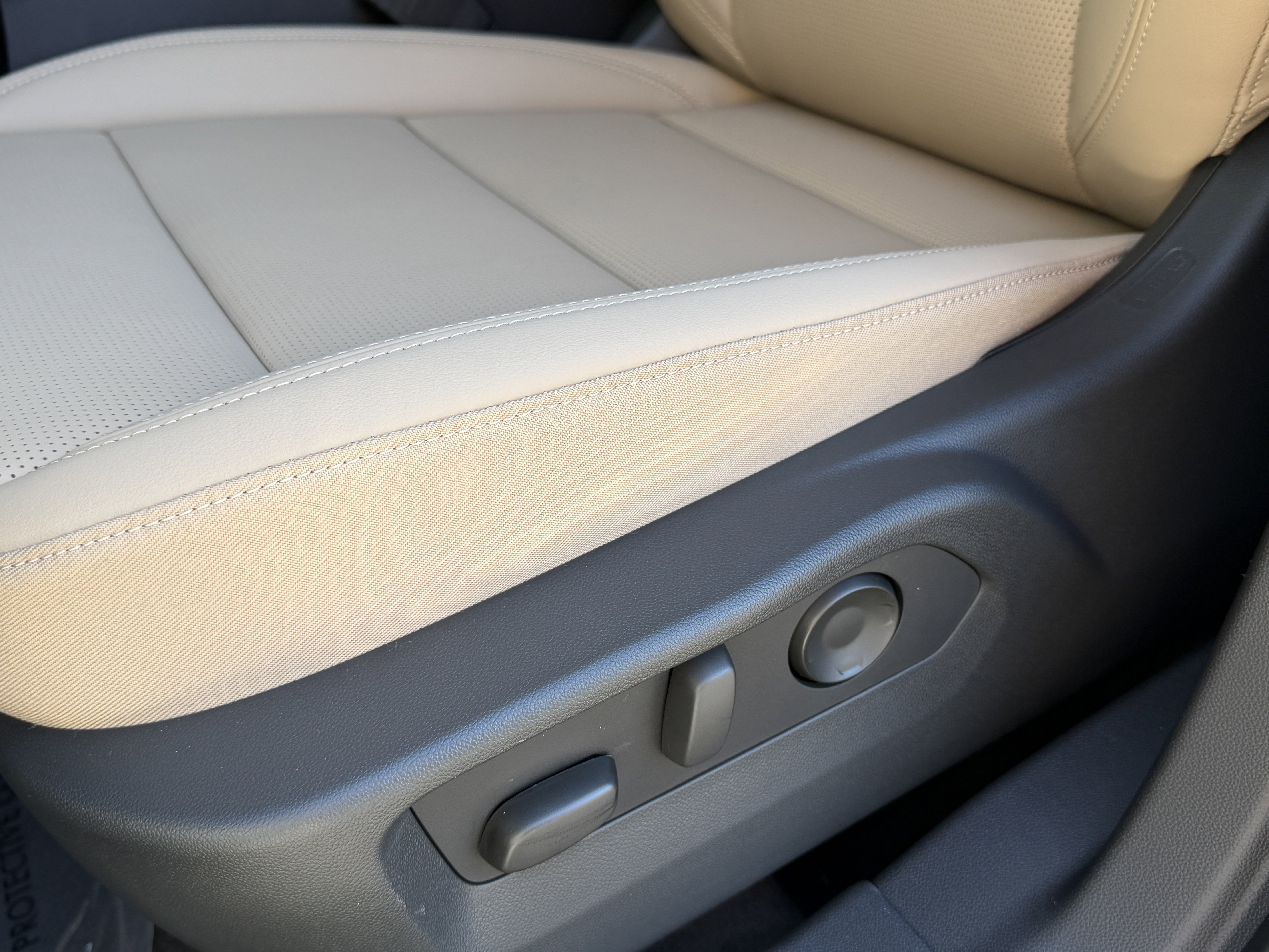 2026 Buick Envision Preferred - Photo 15