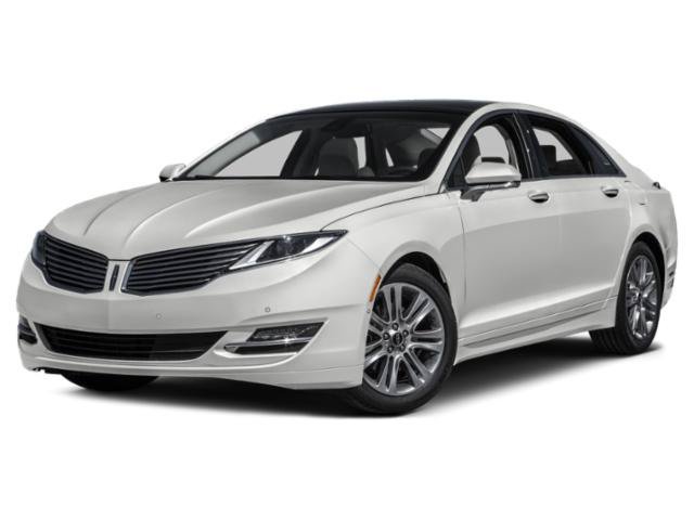 Used 2015 Tuxedo Black Metallic Lincoln Base image 1