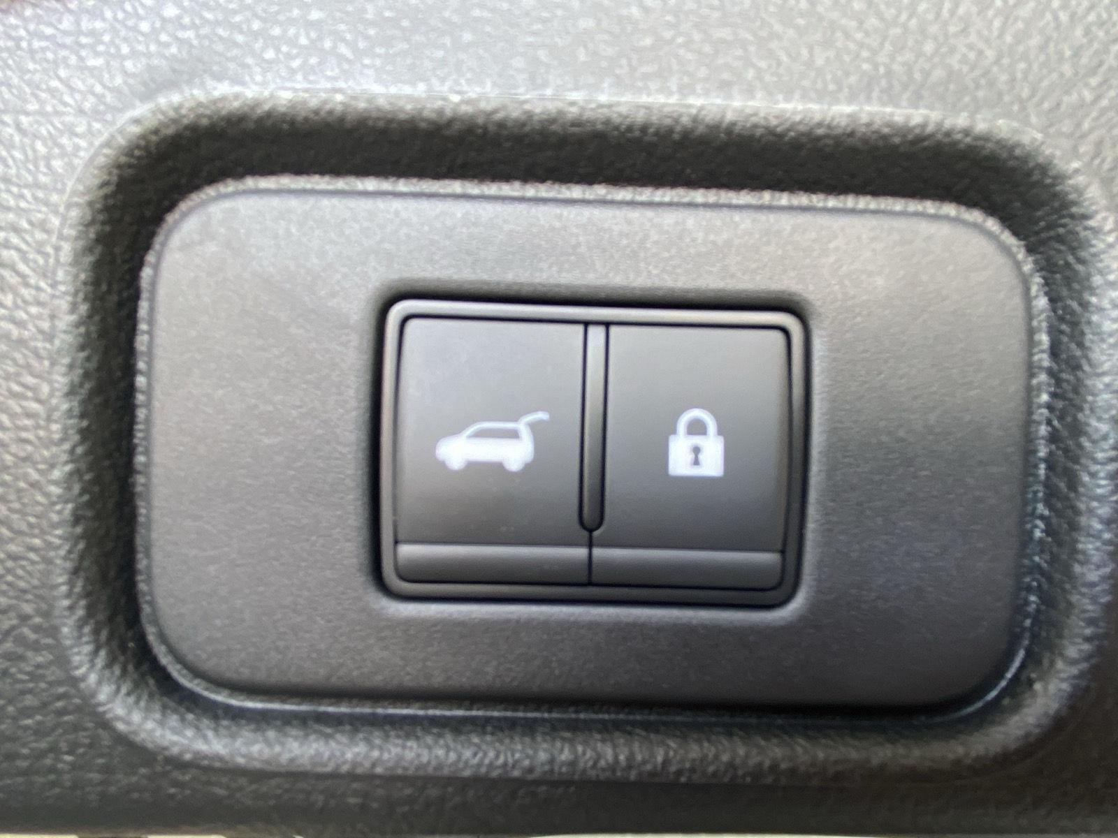 Certified Used 2024 Pearl White Tricoat Nissan SL image 8
