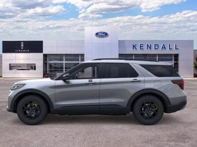 New 2026 Gray Metallic Ford Tremor image 3