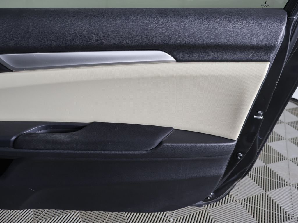 2017 Honda Civic LX - Photo 17