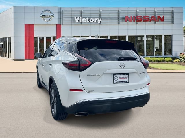 Used 2023  Nissan Platinum image 5