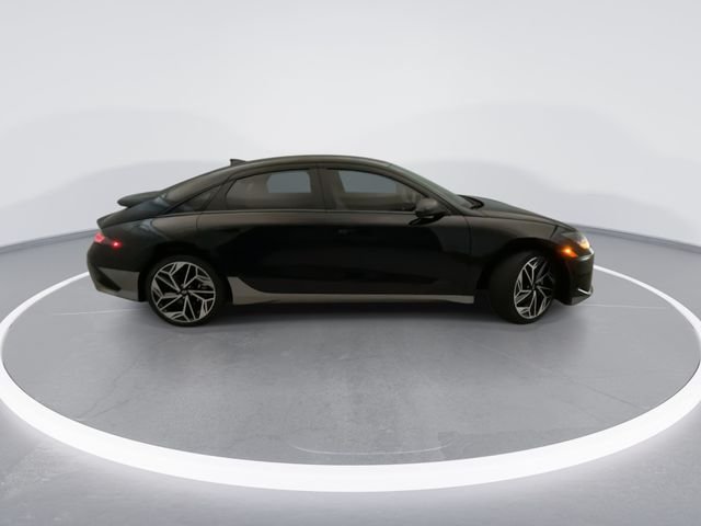 Used 2024 Black Hyundai SEL image 7