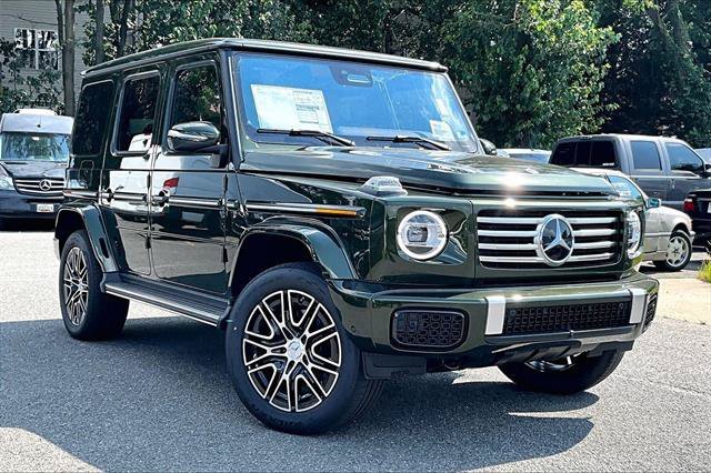 New 2027 MANUFAKTUR Olive Metallic Mercedes-Benz G 580 image 60