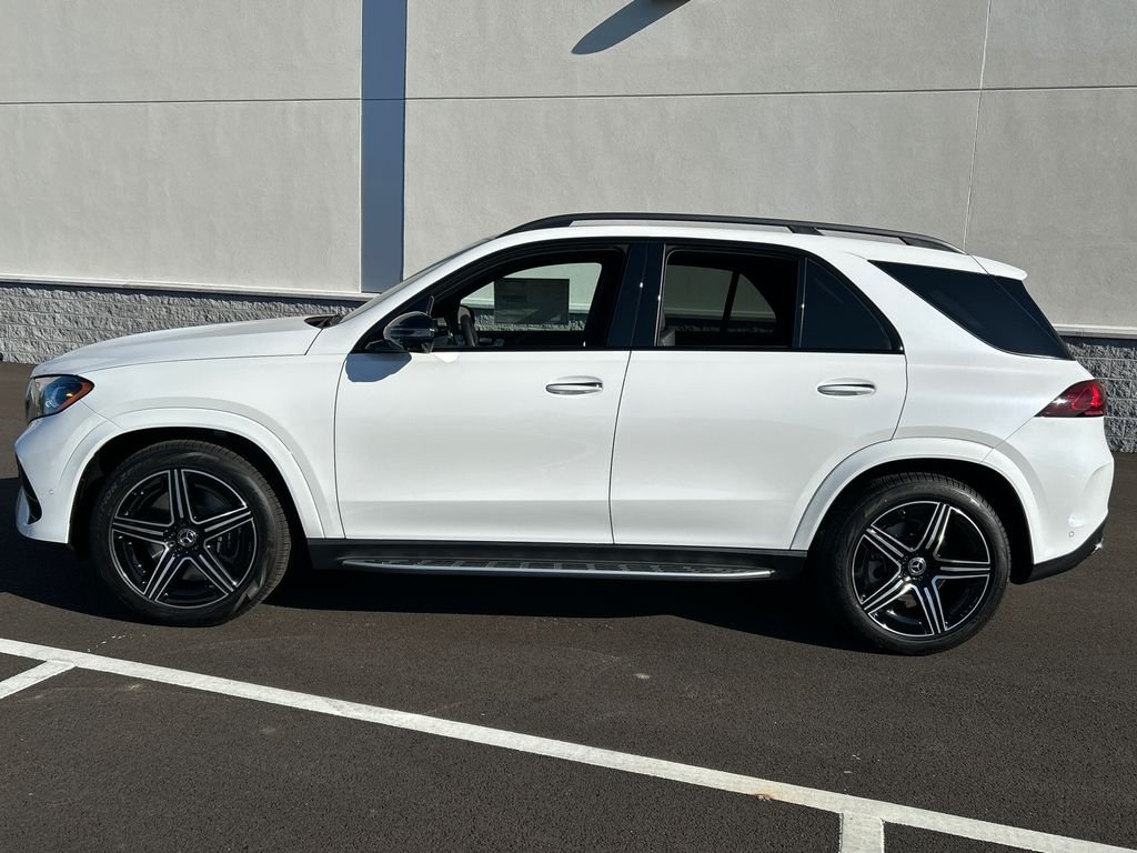 New 2027 MANUFAKTUR Moonlight White Metallic Mercedes-Benz GLE 450 image 4