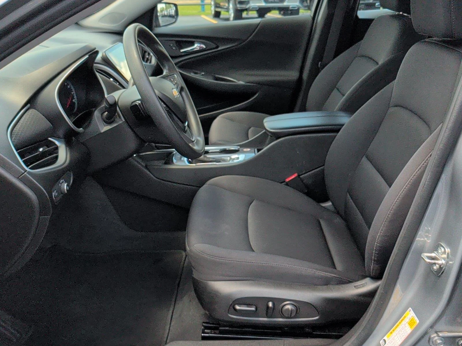 Used 2023 Sterling Gray Metallic Chevrolet LT image 10