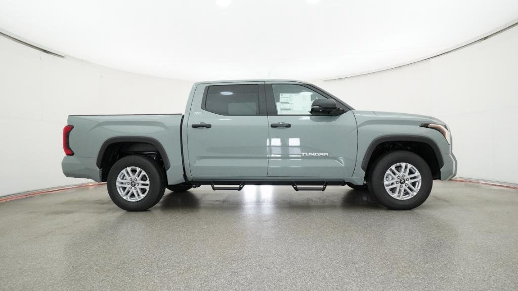 New 2026 Lunar Rock Toyota SR5 image 36