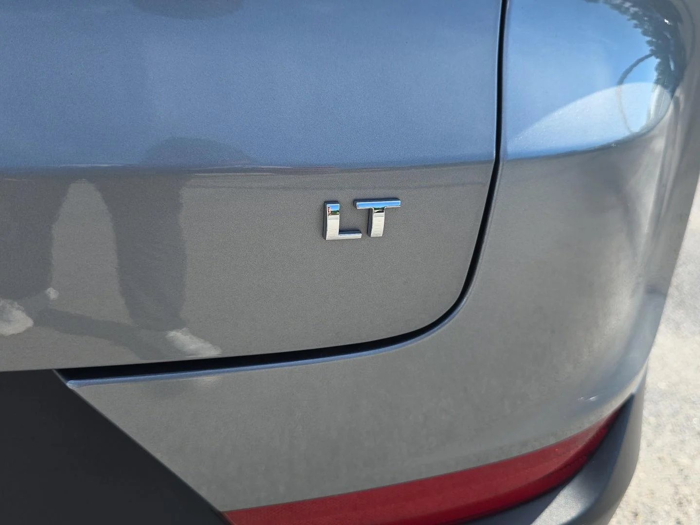 Used 2024 Sterling Gray Metallic Chevrolet LT image 5