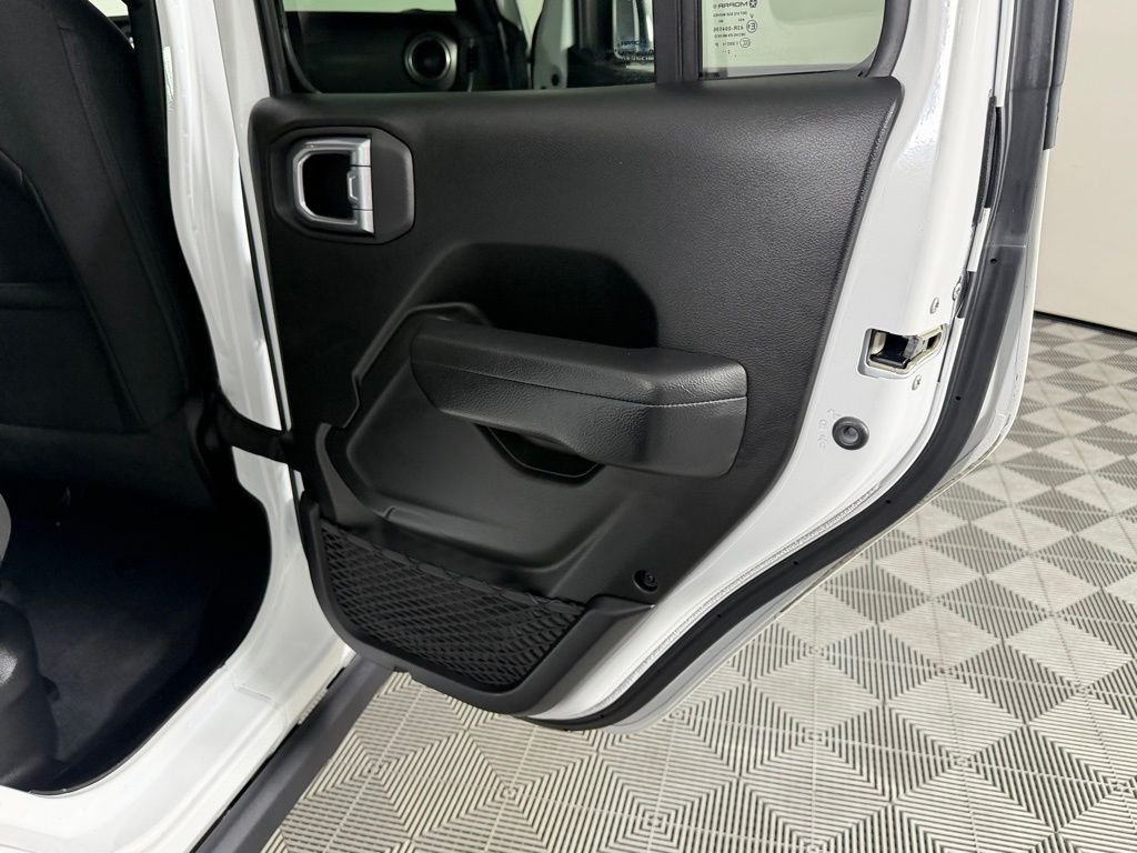 Used 2023 Bright White Clearcoat Jeep Rubicon 4xe image 31