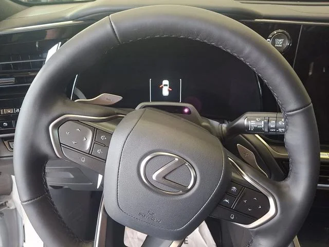 New 2026 Wind Chill Pearl Lexus LUXURY AWD image 19