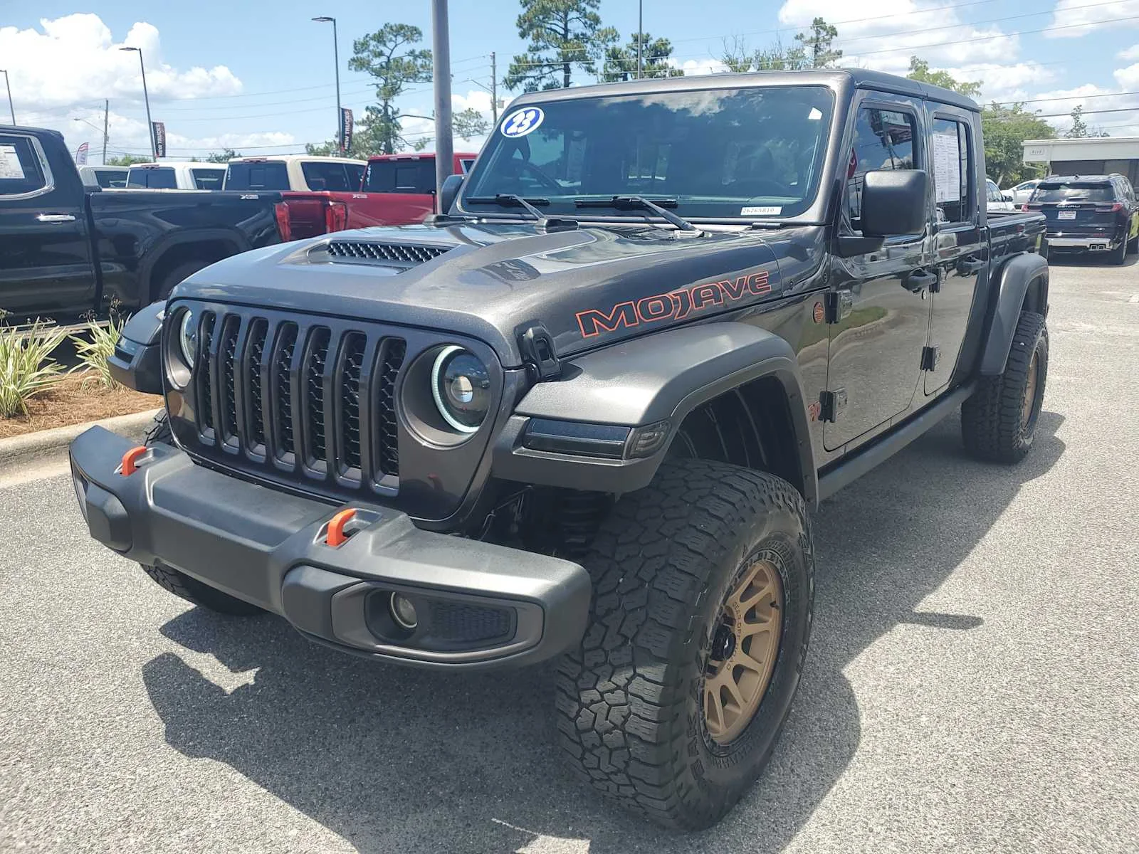 2023 Jeep Gladiator Mojave's photo
