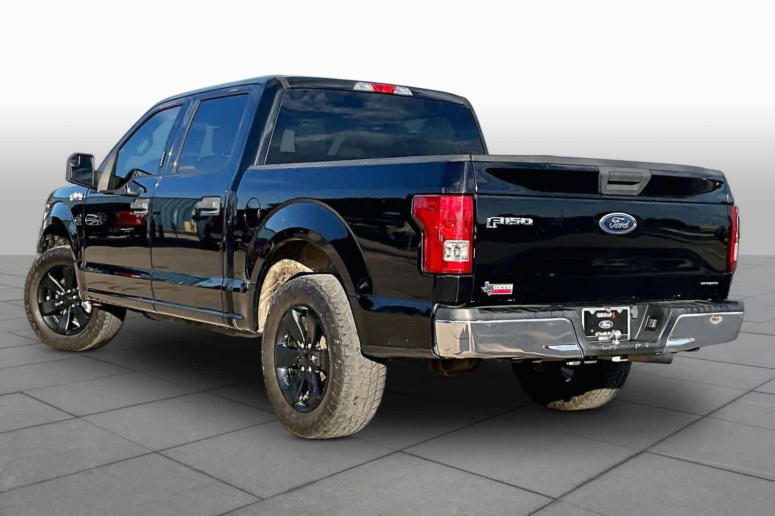 Used 2016 Shadow Black Ford XLT image 12
