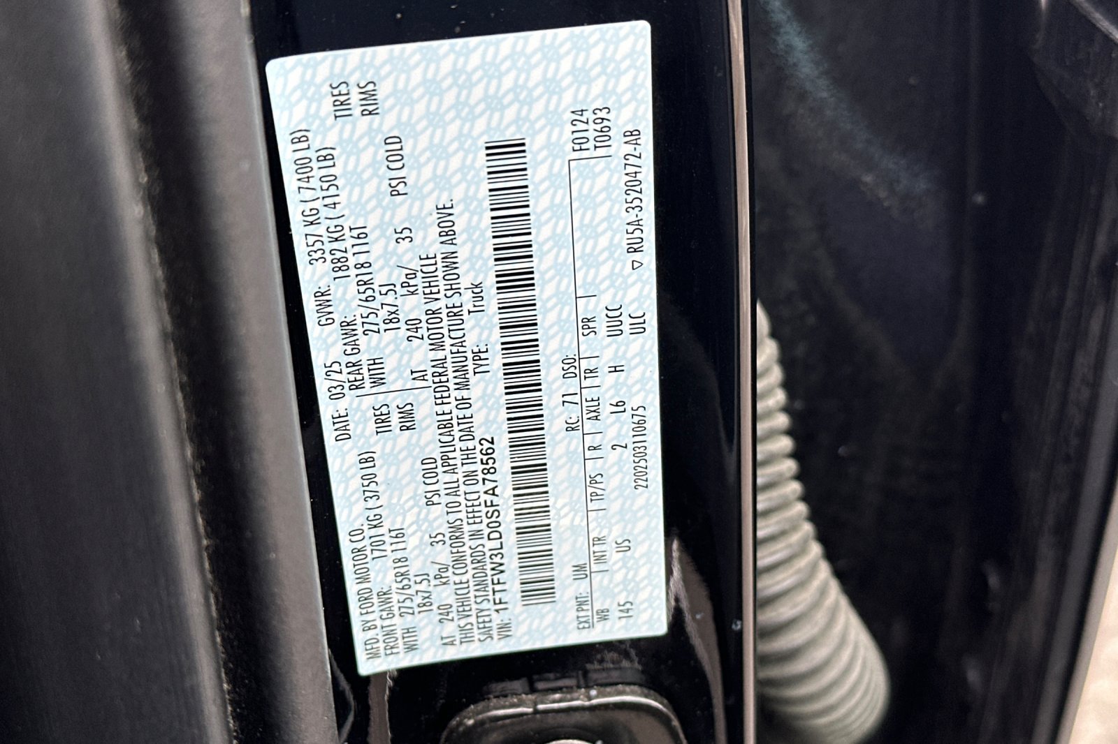 Used 2025 Agate Black Metallic Ford XLT image 28