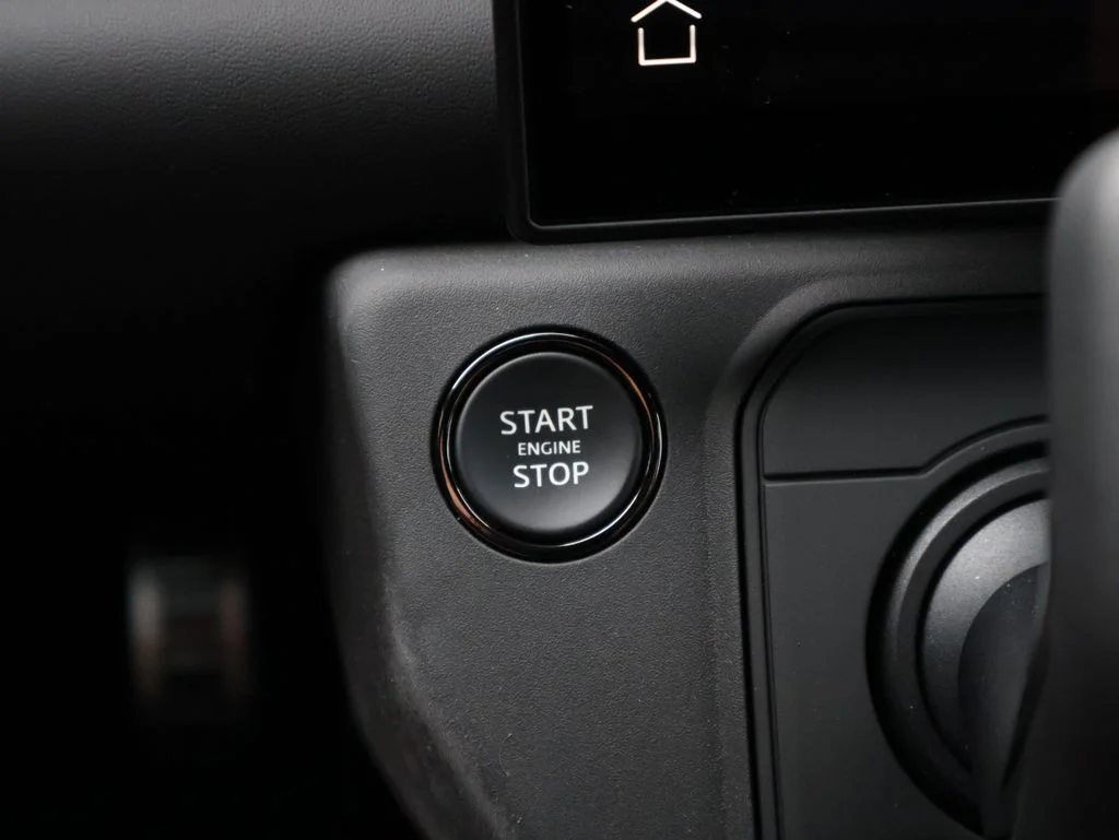 2026 Land Rover Defender OCTA - Photo 32