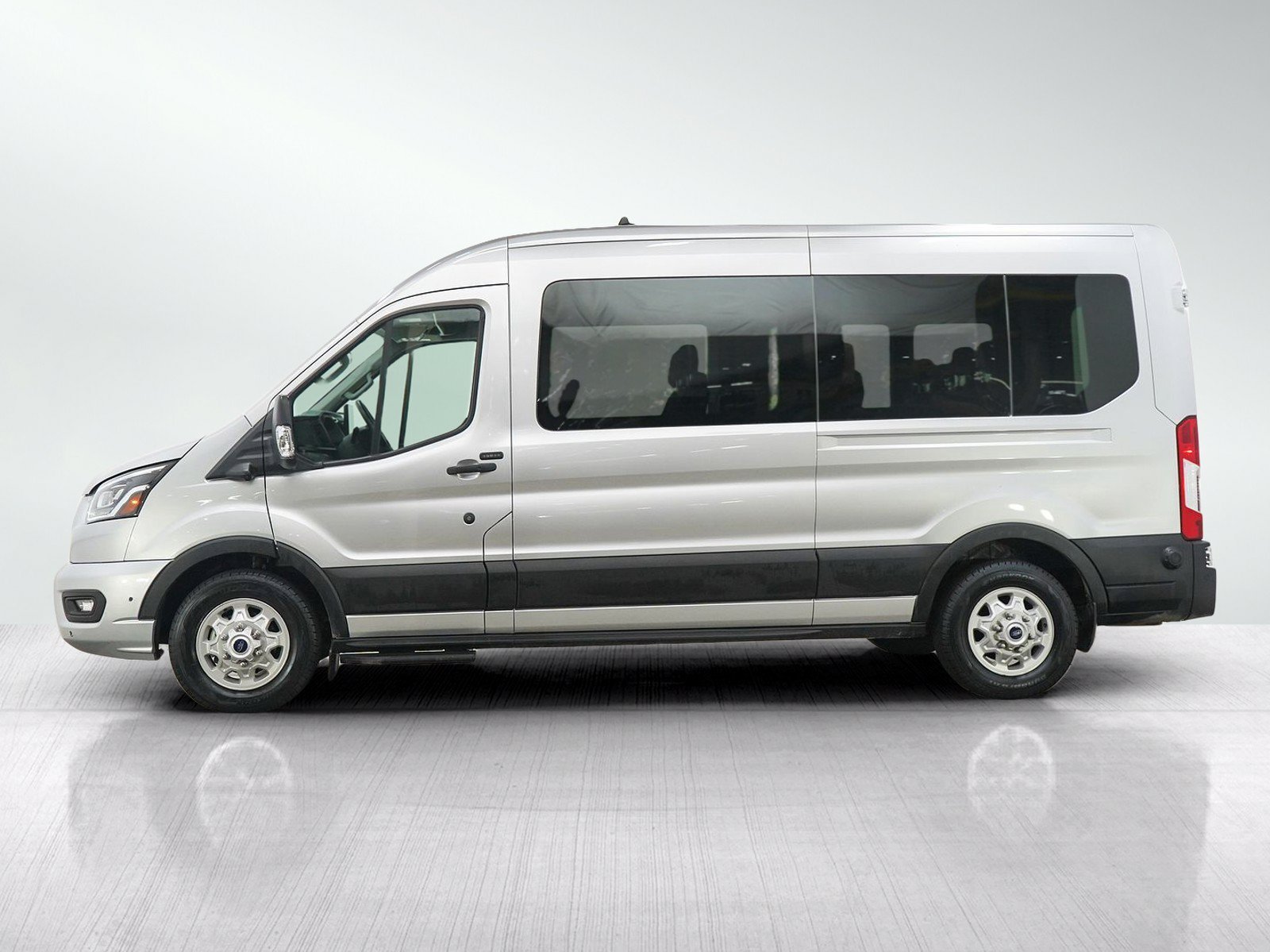 Used 2025 Ford Transit Passenger Van XLT with VIN 1FBAX9CG4SKA42793 for sale in South Saint Paul, Minnesota
