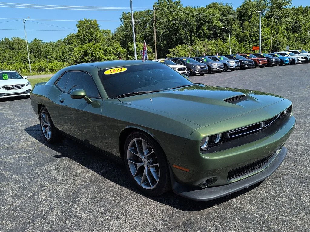 2022 Dodge Challenger GT Auto's photo