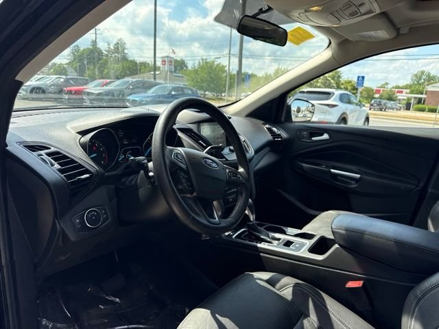 Used 2018 Black Ford SEL image 9