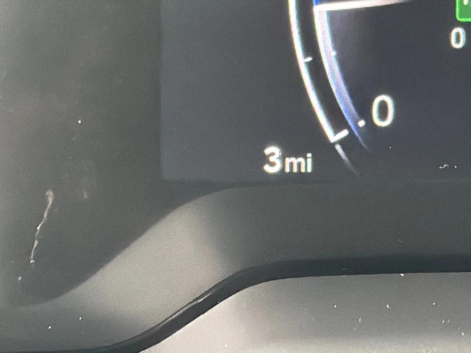 New 2027 Wind Chill Pearl Toyota LE image 27