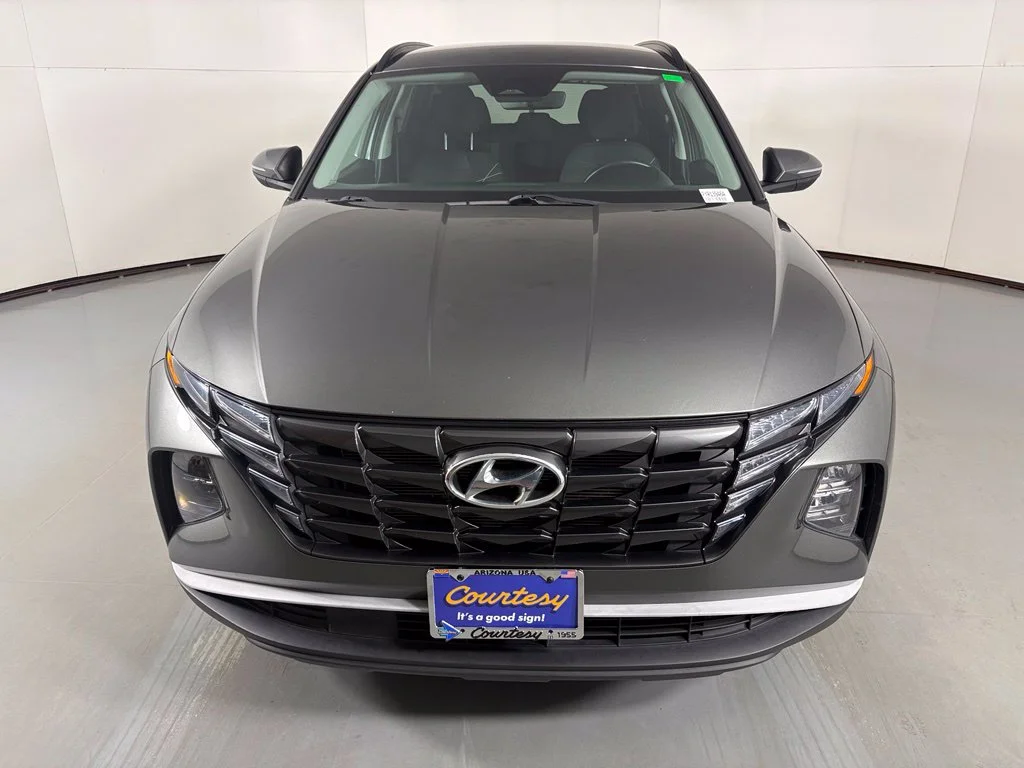 Used 2022 Gray Hyundai SEL image 3