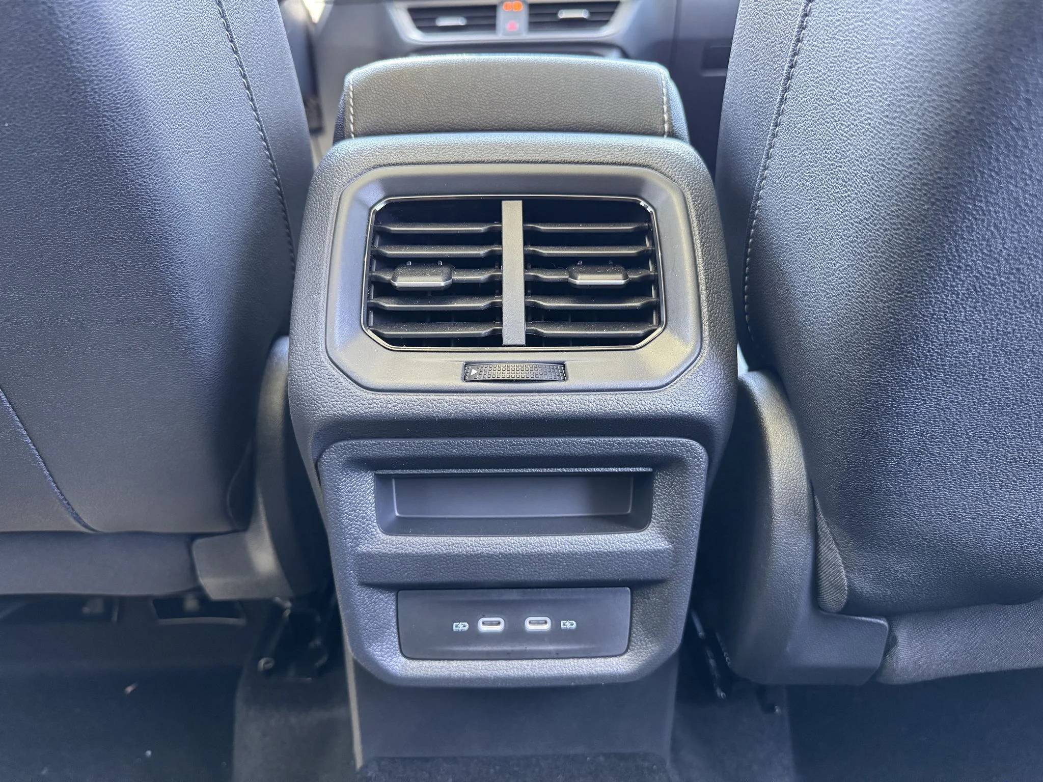 New 2026 Deep Black Pearl Volkswagen SE Black image 30
