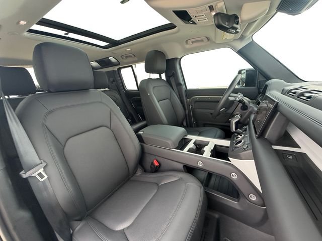 Certified Used 2025 Pangea Green Metallic Land Rover S image 16