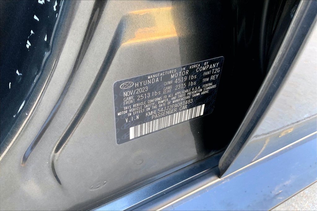 Used 2023 Hampton Gray Hyundai Limited image 34