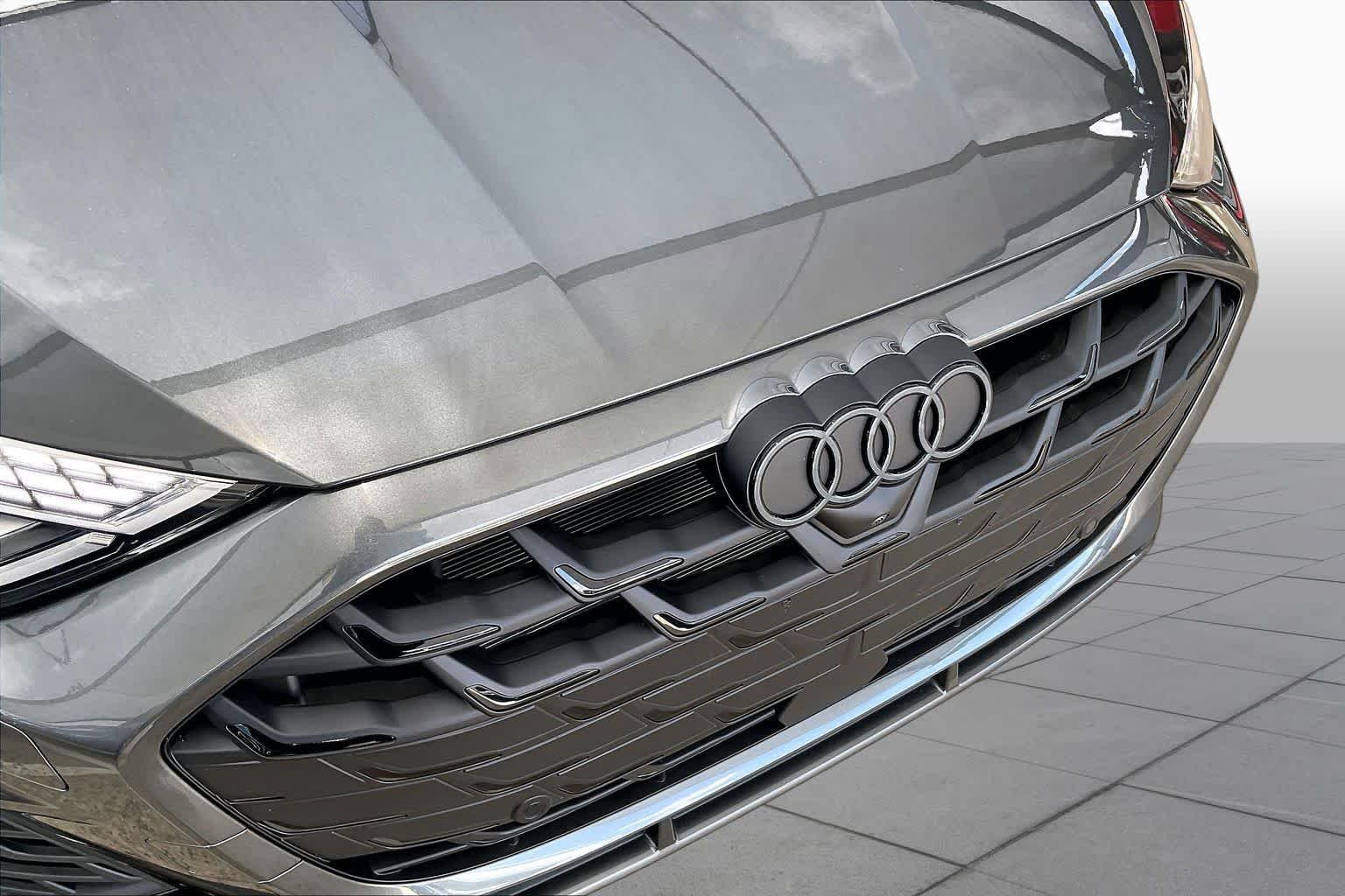 Used 2026 Daytona Gray Pearl Effect Audi  image 28