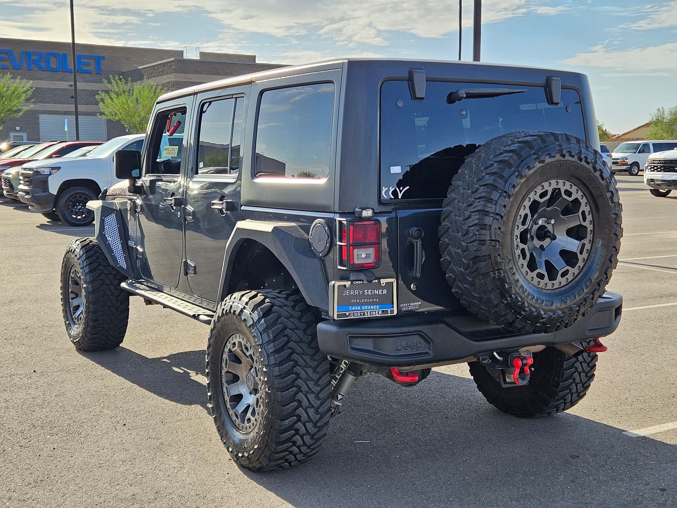Used 2017 Gray Jeep Rubicon Recon image 3