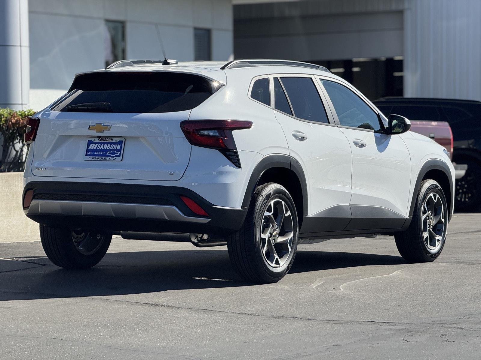 2026 Chevrolet Trax LT - Photo 5