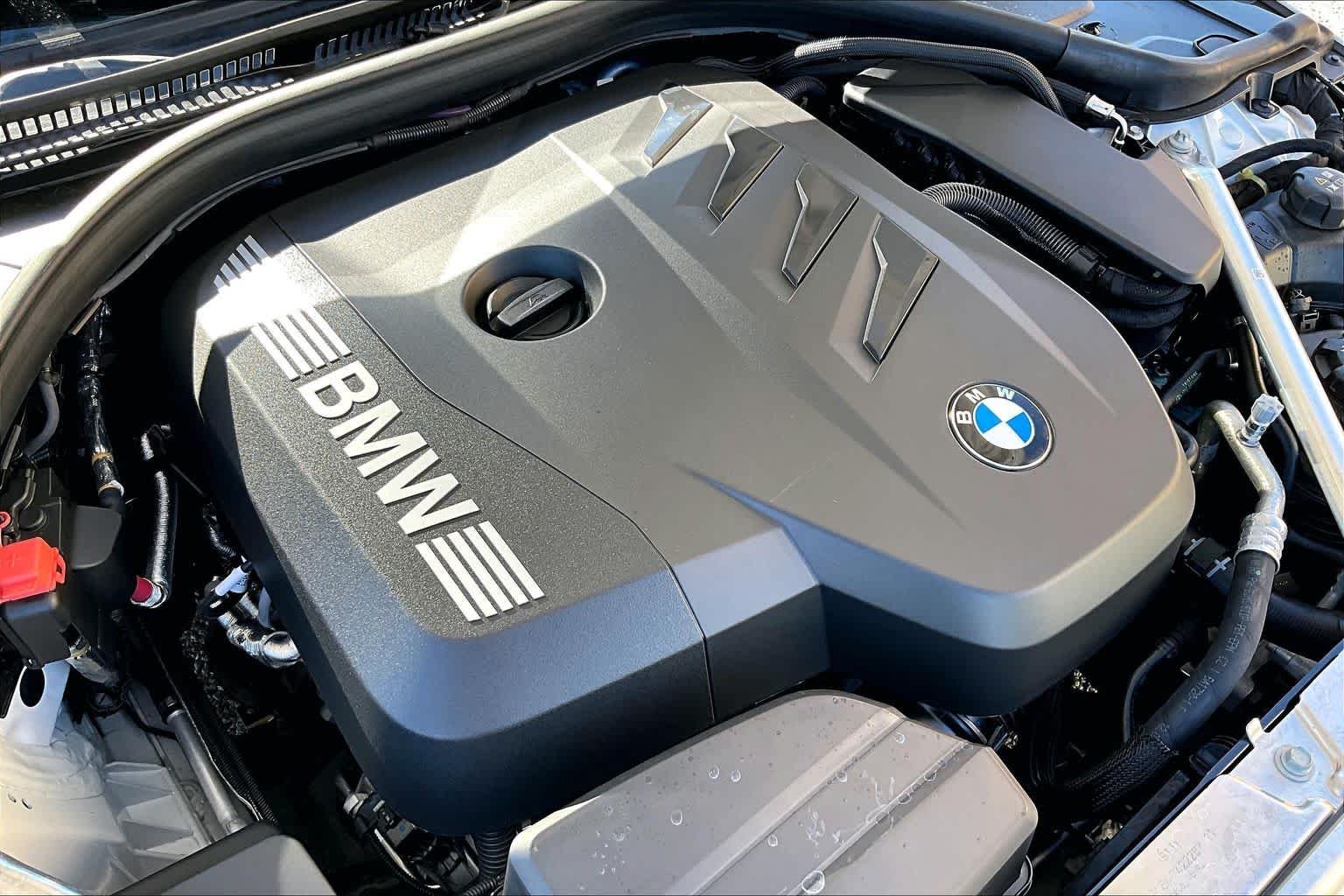 Used 2026 Alpine White BMW 430i xDrive image 32