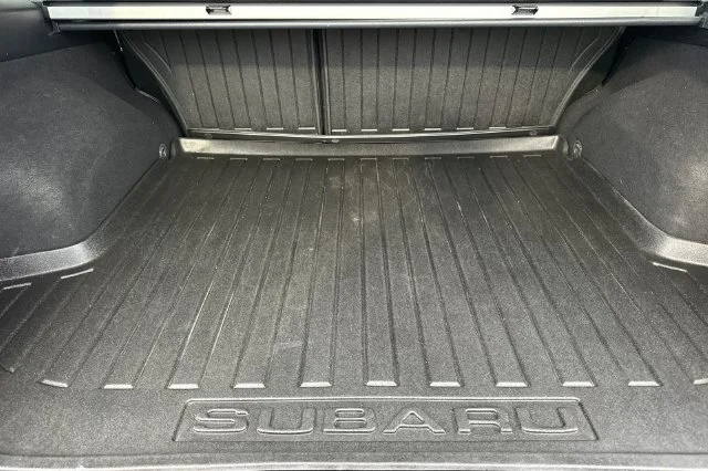 Used 2014 Gray Subaru 2.5i image 18