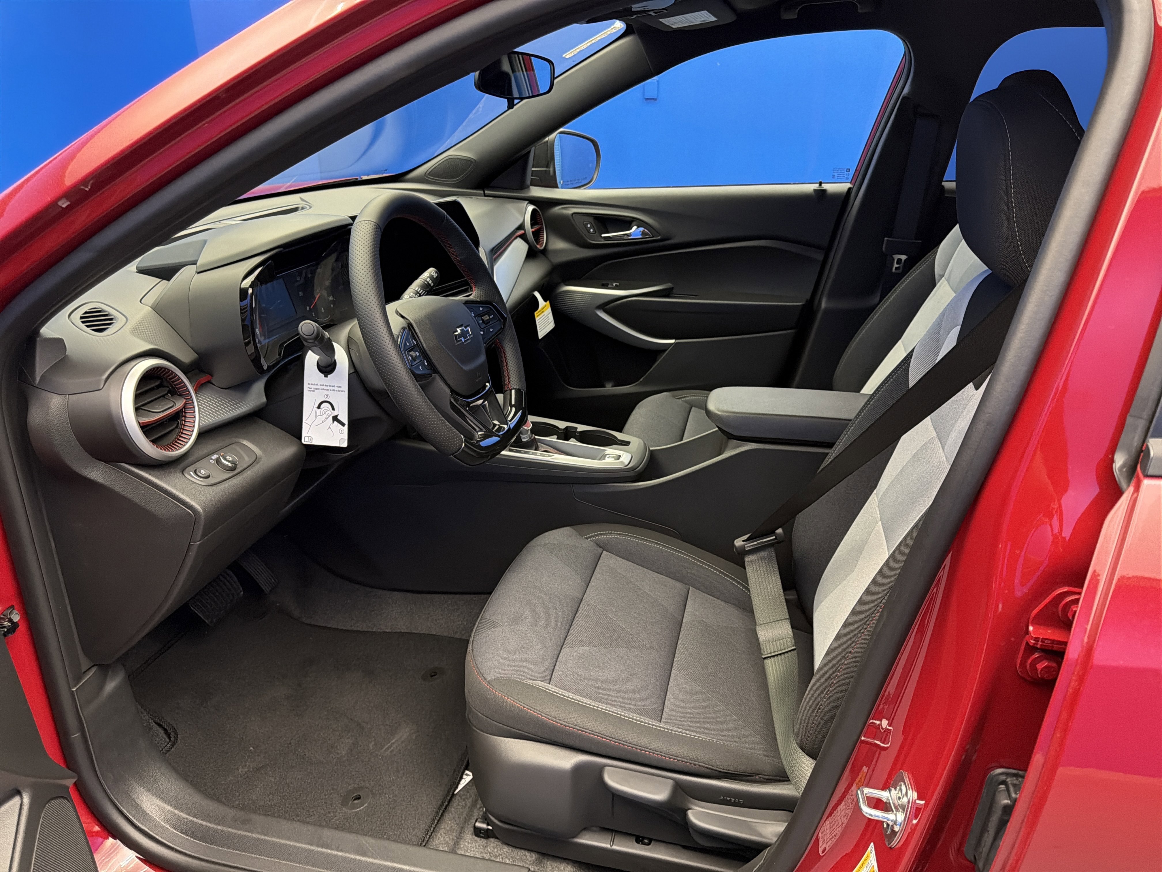 2026 Chevrolet Trax RS - Photo 12
