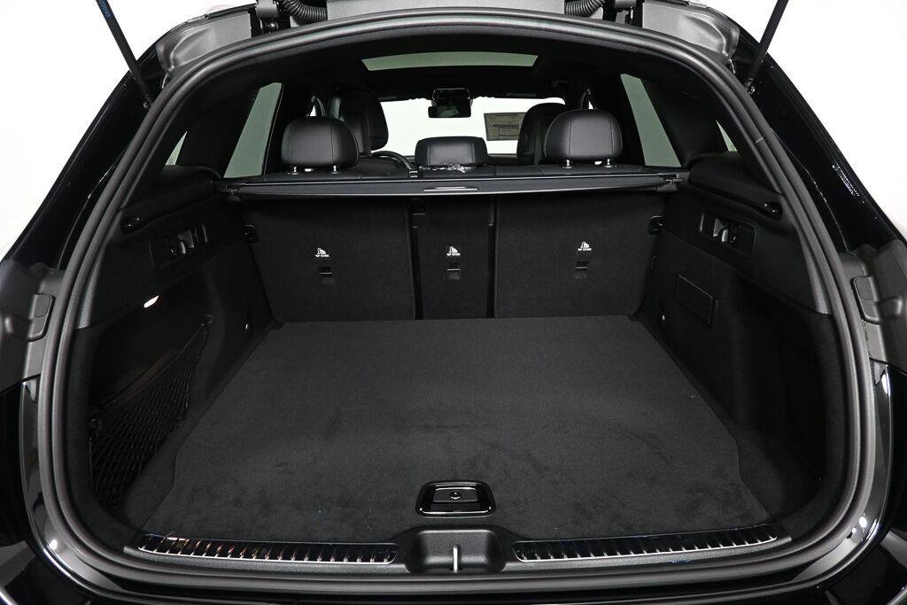 New 2027 Black Mercedes-Benz GLC 300 image 65